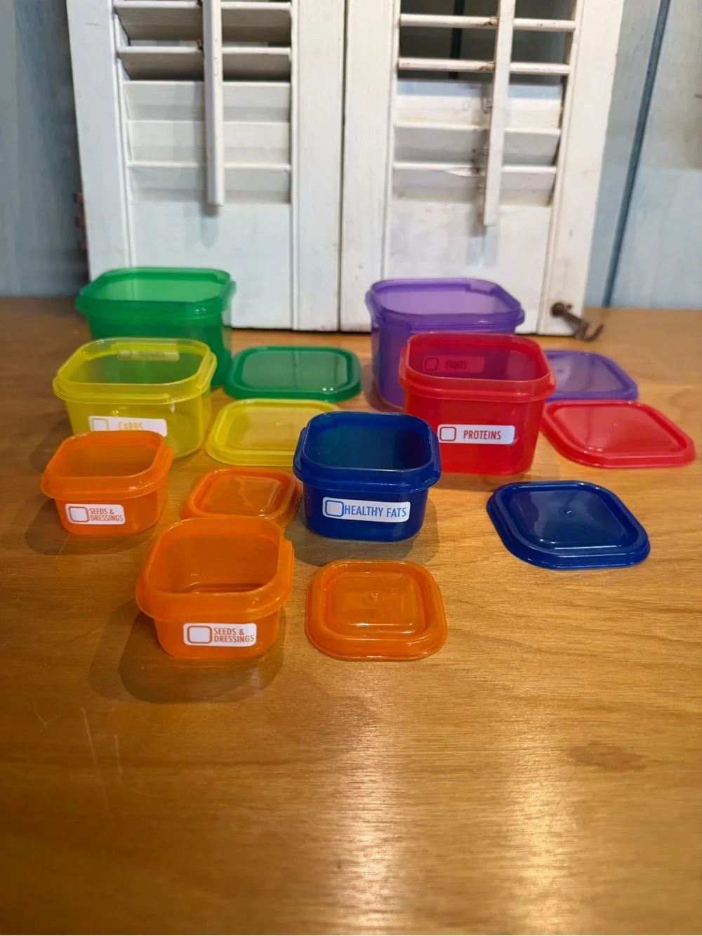 Colored Food portions control container set